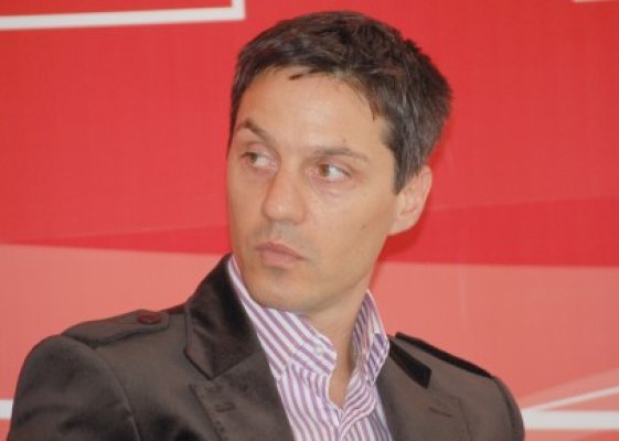 Alexandru Mazăre a împărţit pachete musulmanilor nevoiaşi